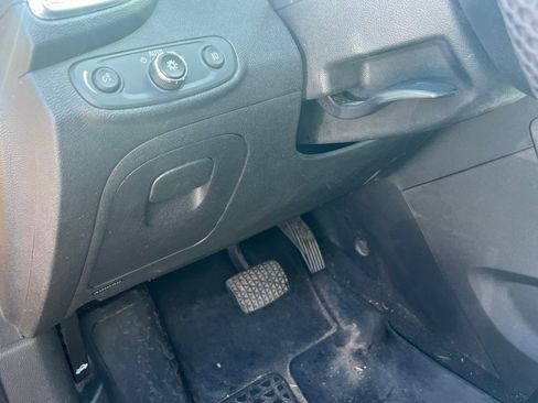 Used 2017 Chevrolet Trax Premier w/ Driver Confidence II Package image 29