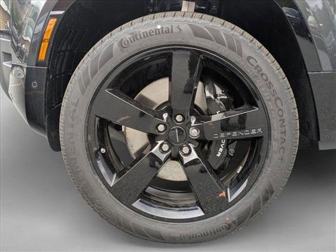 New 2026 Land Rover Defender 110 V8 image 10