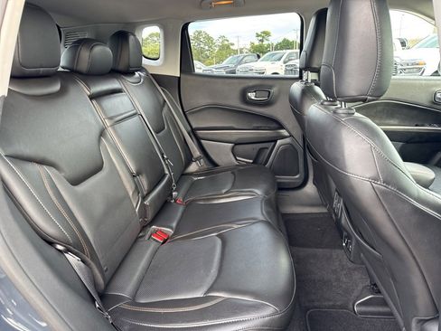 Used 2018 Jeep Compass Limited w/ Navigation Group image 16