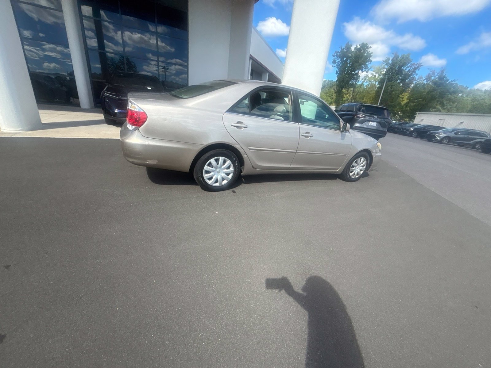 Used 2006 Toyota Camry LE FWD image 10