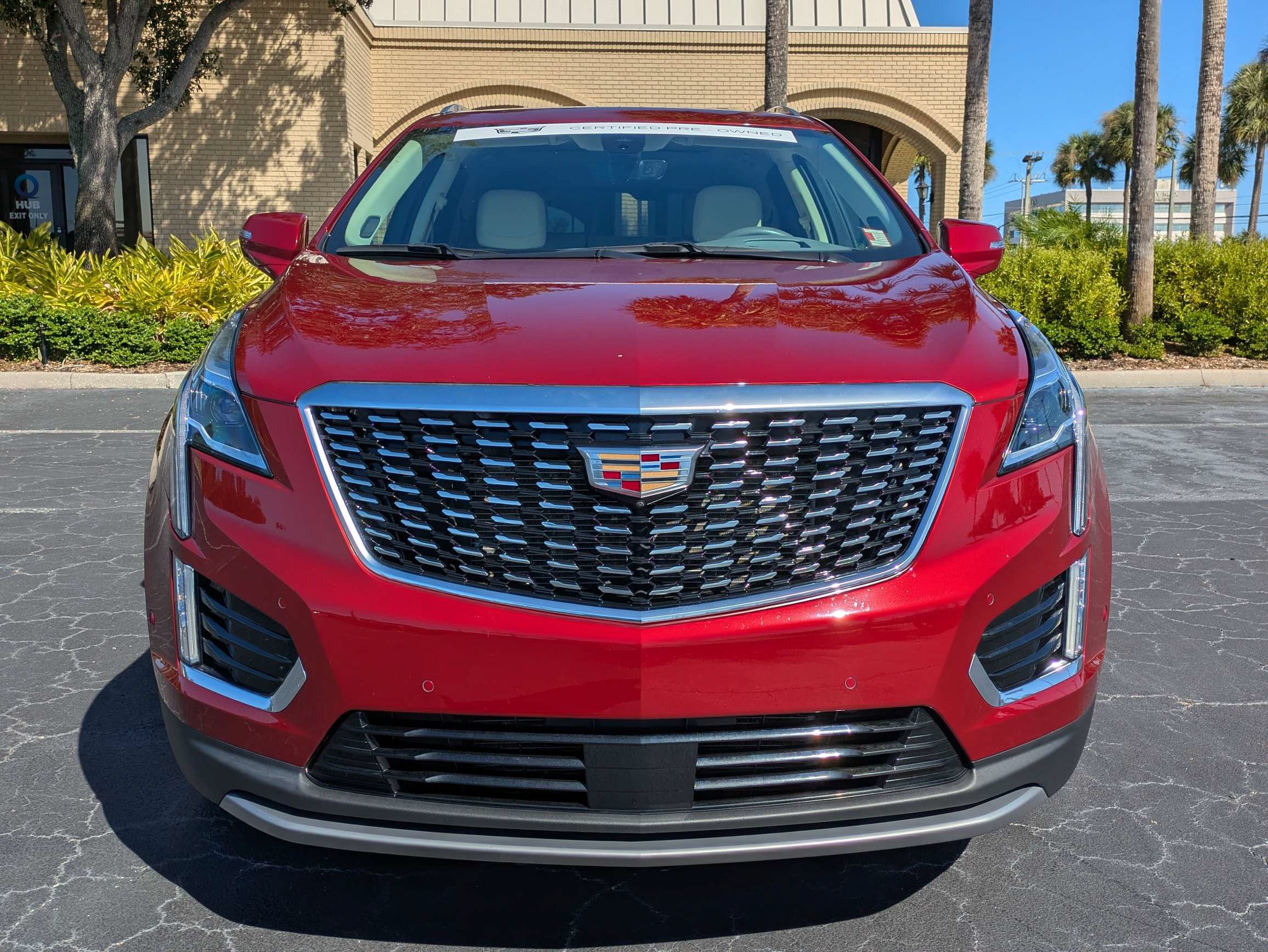 Used 2024 Cadillac XT5 Premium Luxury w/ Technology Package FWD image 7