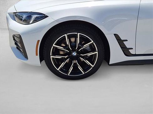 New 2026 BMW i4 eDrive40 w/ M Sport Package RWD image 9