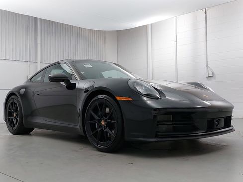 New 2026 Porsche 911 Carrera image 9