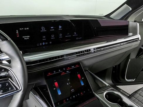 Certified 2025 Cadillac Escalade V AWD/4WD image 13