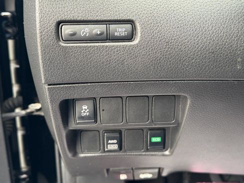 Used 2019 Nissan Rogue Sport S w/ Appearance Package image 20