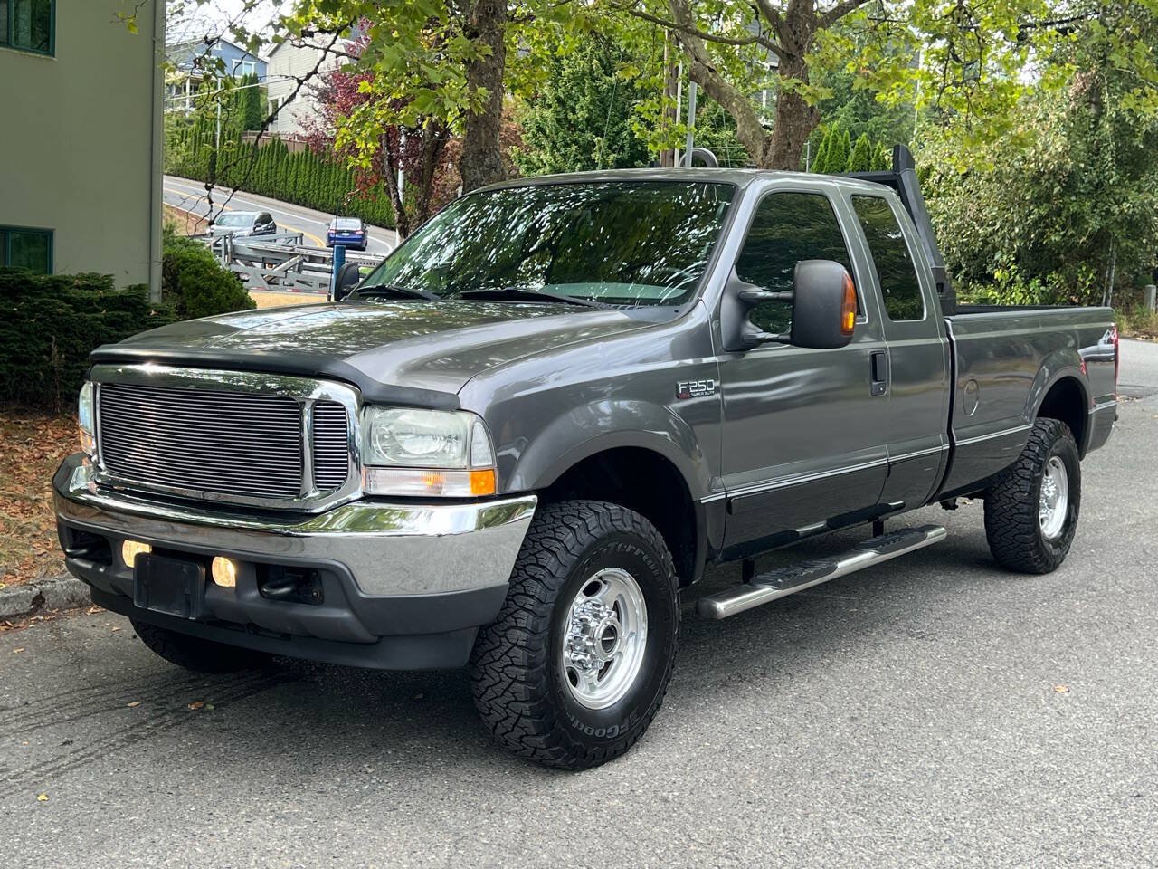 Used 2003 Ford F250 Lariat AWD/4WD image 1