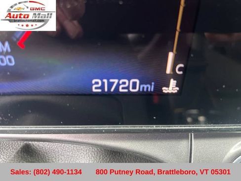 Used 2024 Chevrolet Trax ACTIV w/ Sunroof Package FWD image 18