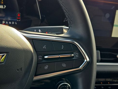 Used 2025 Chevrolet Equinox LT image 18