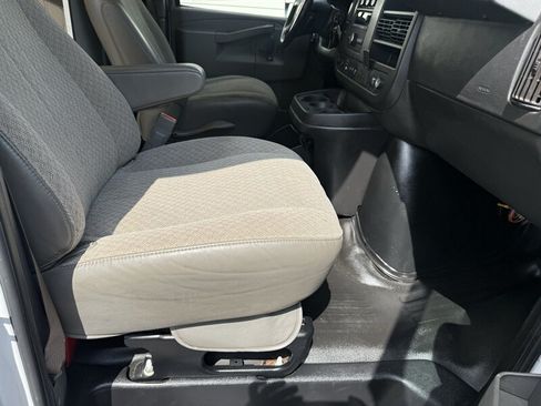 Used 2021 Chevrolet Express 3500 w/ Power Convenience Package RWD image 30