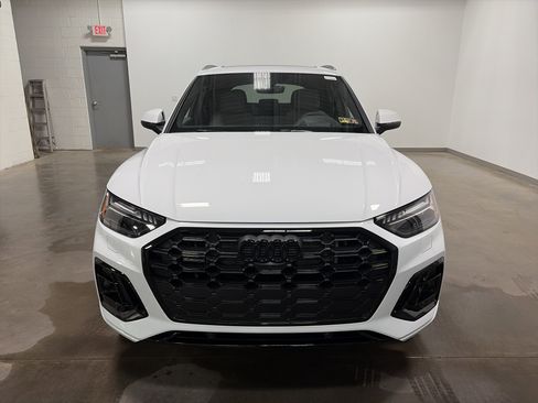 Used 2024 Audi Q5 e Prestige image 7