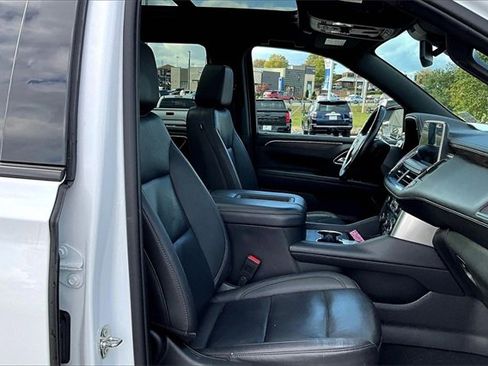 Used 2023 Chevrolet Tahoe Z71 w/ Luxury Package image 28