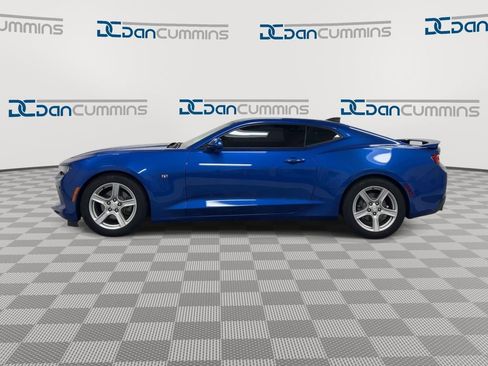 Used 2017 Chevrolet Camaro LT image 5