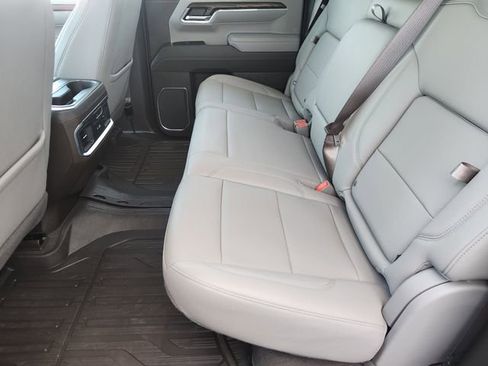 Used 2025 GMC Sierra 1500 SLT w/ SLT Premium Plus Package image 24