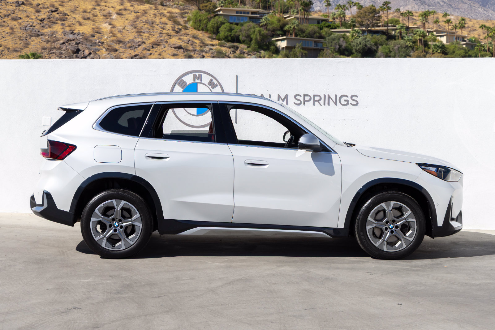 Certified 2023 BMW X1 xDrive28i w/ Premium Package AWD/4WD image 6