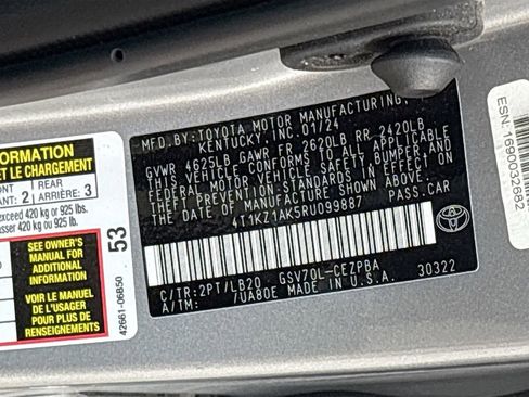 Used 2024 Toyota Camry XSE w/ Navigation Package image 32