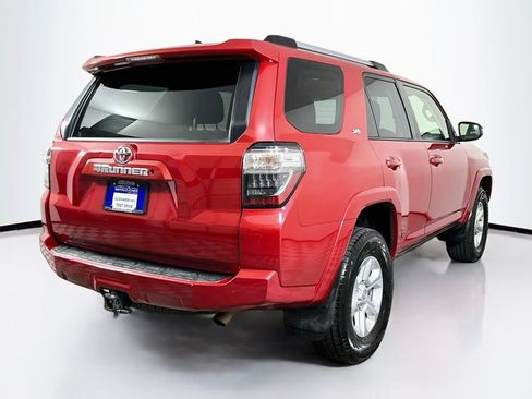 Used 2019 Toyota 4Runner SR5 AWD/4WD image 7