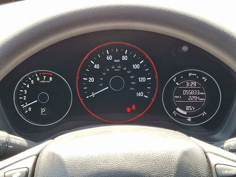 Used 2018 Honda HR-V EX image 22
