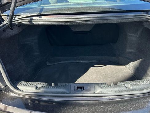 Used 2013 Lincoln MKS FWD image 9