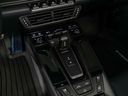 Used 2025 Porsche 911 Carrera GTS image 22