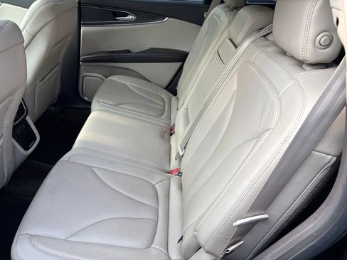 Used 2017 Lincoln MKX Reserve w/ Driver Assistance Package AWD/4WD image 10