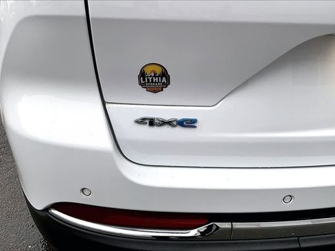 Used 2022 Jeep Grand Cherokee Limited 4xe w/ Luxury Tech Group II image 7