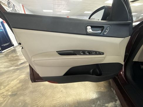 Used 2016 Kia Optima LX w/ LX Convenience Package FWD image 14