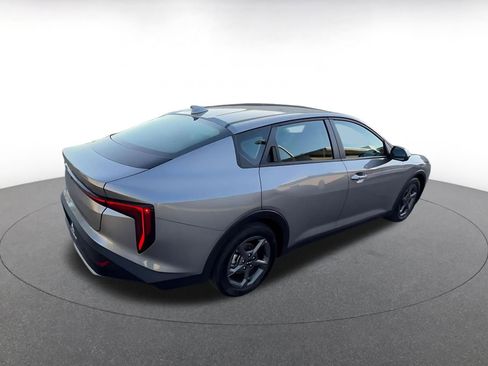 Used 2025 Kia K4 LXS FWD image 14