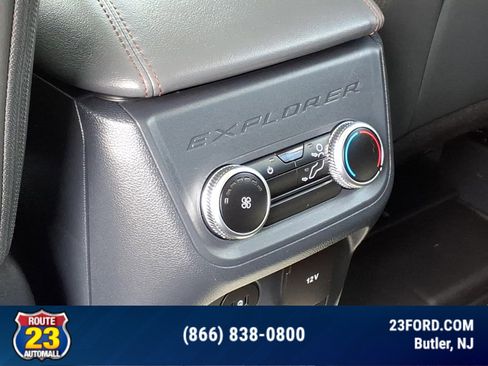 Certified 2025 Ford Explorer Active w/ Active Comfort Package AWD/4WD image 25