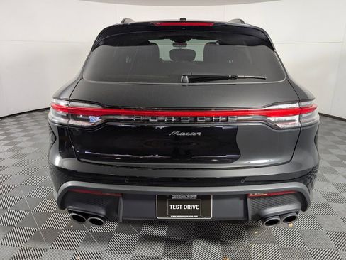 Certified 2025 Porsche Macan image 6