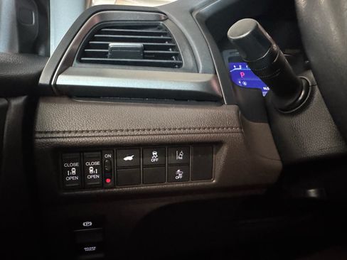 Used 2019 Honda Odyssey EX-L image 15
