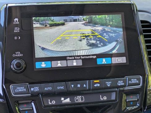 Used 2021 Honda Odyssey Touring image 11