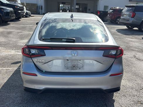 Used 2023 Honda Civic Sport image 6