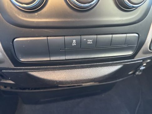 Used 2016 RAM 1500 Express image 33