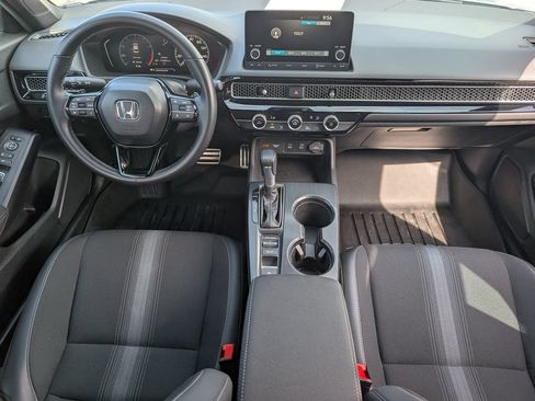 Used 2025 Honda Civic Sport image 9
