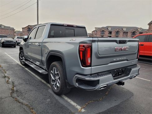 Used 2025 GMC Sierra 1500 SLT w/ SLT Premium Package image 5