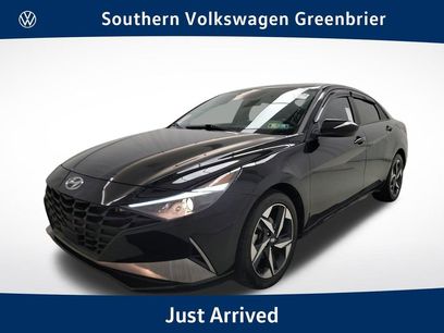 Used 2023 Hyundai Elantra SEL w/ Convenience Package