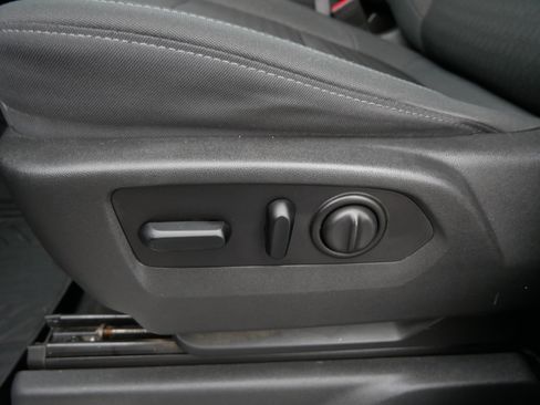 Used 2020 Chevrolet Silverado 1500 LT w/ All-Star Edition image 26