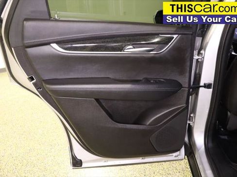 Used 2020 Cadillac XT5 Premium Luxury FWD image 34