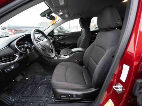 Used 2021 Chevrolet Malibu RS image 9