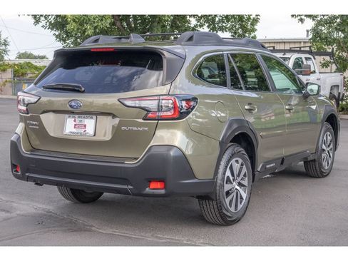Certified 2025 Subaru Outback Premium AWD/4WD image 3