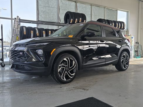 Used 2024 Chevrolet TrailBlazer RS image 4