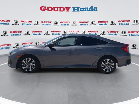 Used 2017 Honda Civic EX image 5