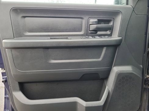 Used 2017 RAM 1500 ST w/ SXT Appearance Group AWD/4WD image 14