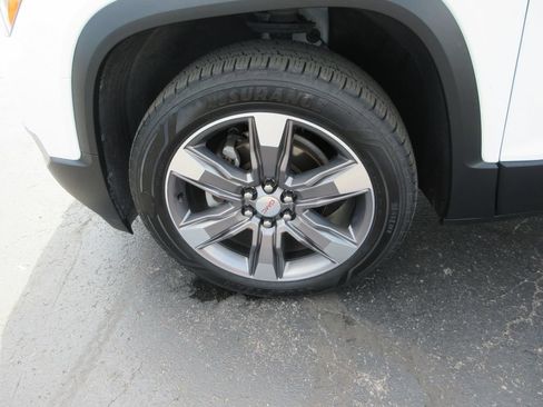 Used 2019 GMC Acadia SLT FWD image 15
