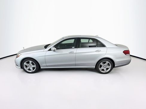 Used 2014 Mercedes-Benz E 350 4MATIC Sedan image 4