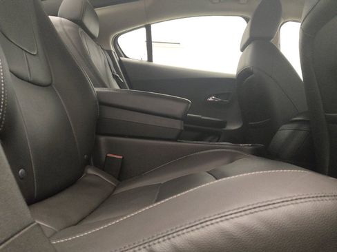 Used 2014 Chevrolet Volt Premium w/ Premium Trim Package FWD image 19