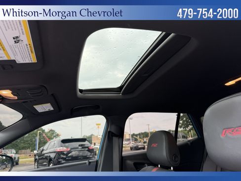 Used 2025 Chevrolet Trax RS w/ Sunroof Package FWD image 15