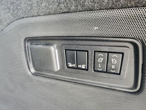 Used 2022 Cadillac Escalade Sport w/ Touring Package AWD/4WD image 58
