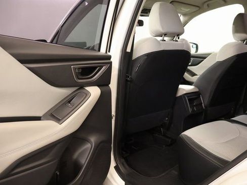 Used 2022 Subaru Forester Base image 26