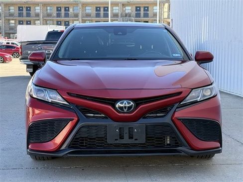 Used 2021 Toyota Camry SE image 7